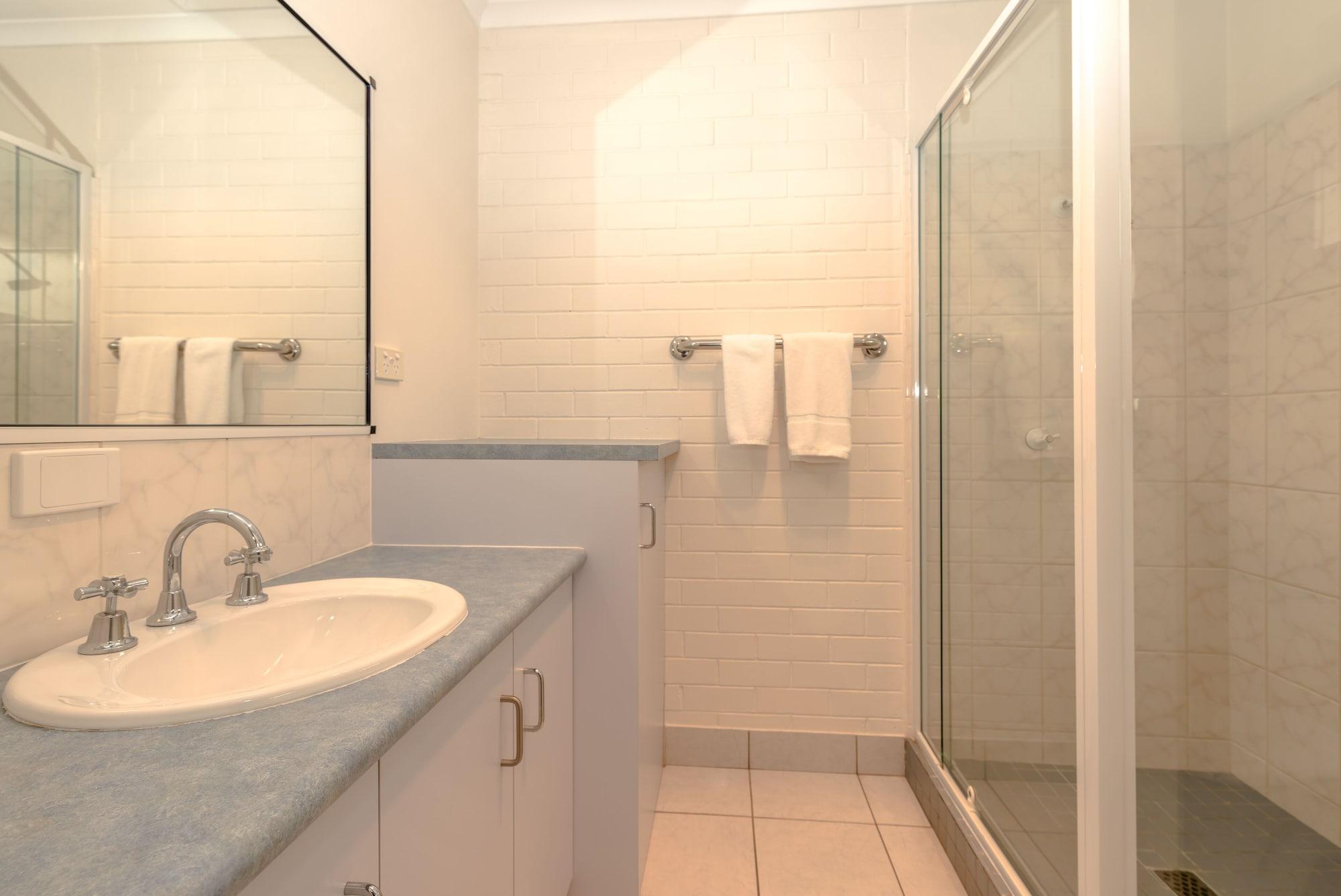 Seasonal South Motel & Function Centre Ълвърстон Екстериор снимка