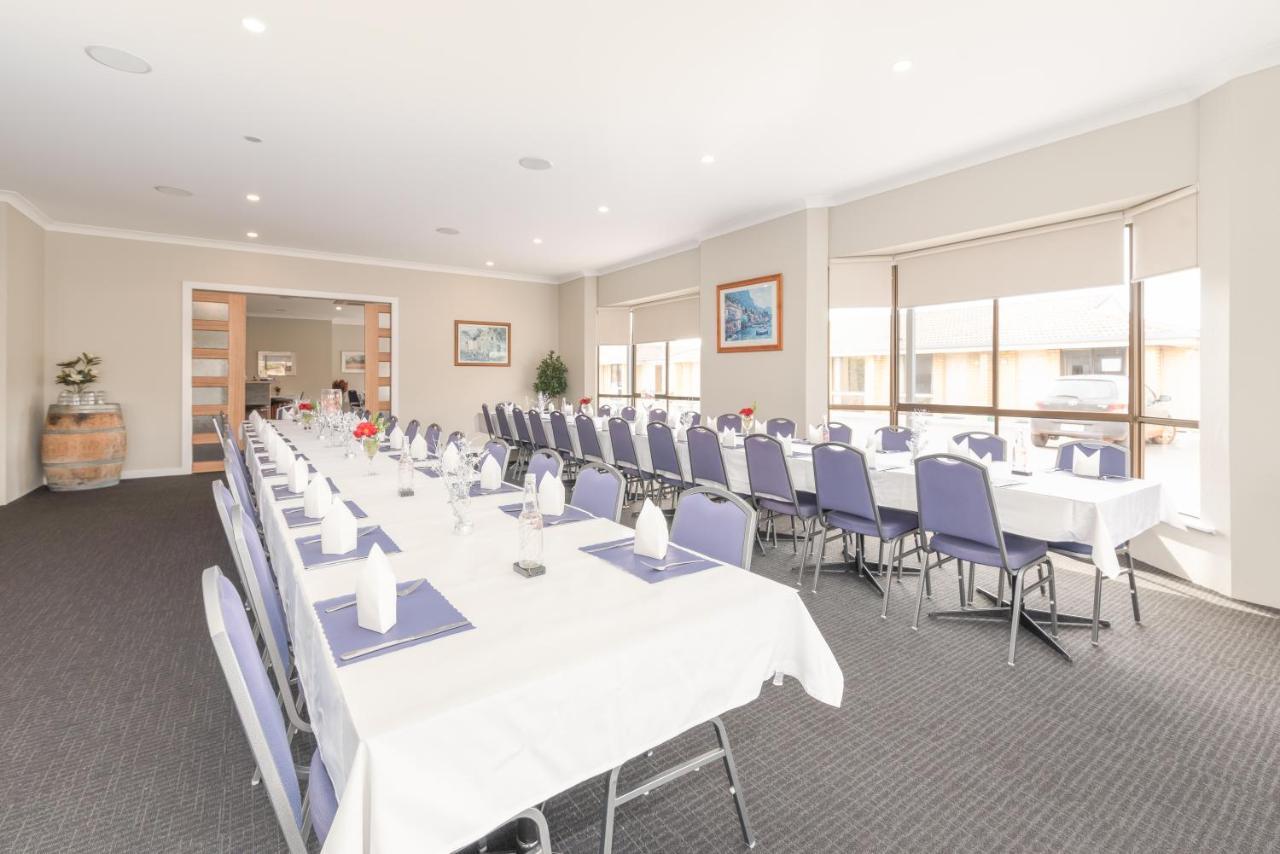 Seasonal South Motel & Function Centre Ълвърстон Екстериор снимка