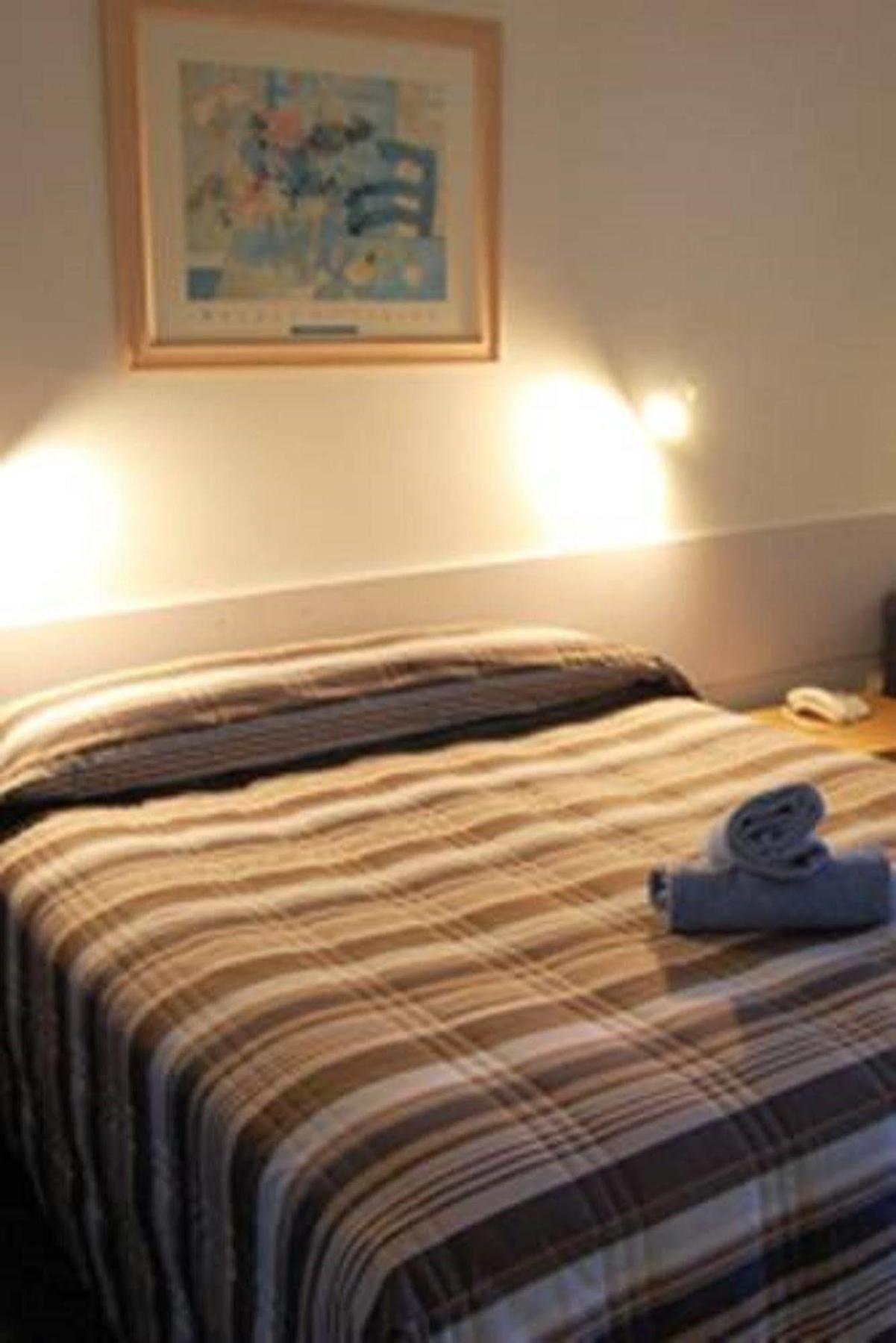 Seasonal South Motel & Function Centre Ълвърстон Екстериор снимка