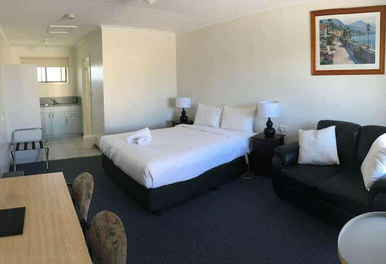 Seasonal South Motel & Function Centre Ълвърстон Екстериор снимка